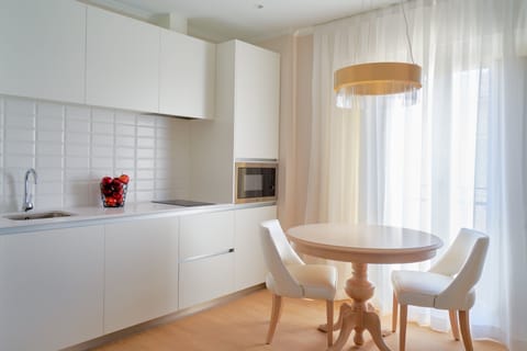 Studio, Terrace | Private kitchenette | Fridge, microwave, stovetop, electric kettle