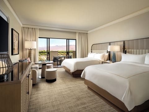 Minibar, in-room safe, desk, soundproofing