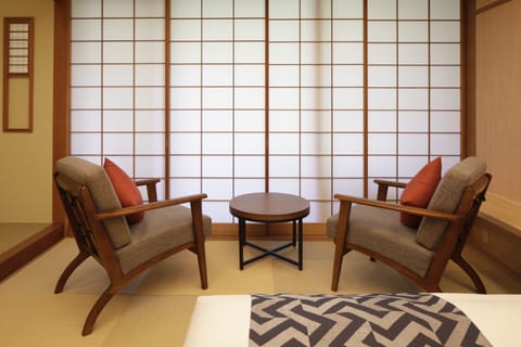 Japanese Twin Room Sukiyaki Dinner Included, Non Smoking | In-room dining