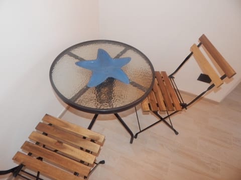 Triple Room, Ground Floor | 1 bedroom, desk, rollaway beds, free WiFi