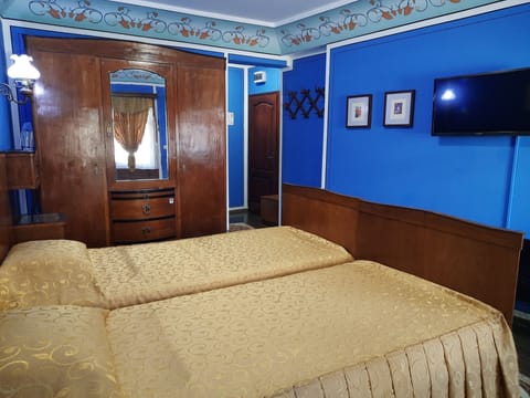 Double Room | Free WiFi, bed sheets