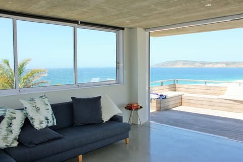 Design House, 3 Bedrooms, Non Smoking, Ocean View | Living area | 55-inch flat-screen TV with digital channels, LED TV, Netflix