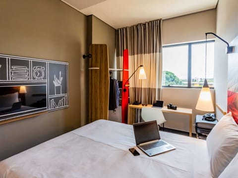 Room, 1 Double Bed | Select Comfort beds, minibar, in-room safe, individually decorated