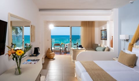 Luxury Superior Room, Beach Front | Beach/ocean view