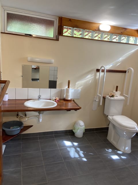 Family Studio, Private Bathroom, Garden View | Bathroom | Shower, towels, soap, shampoo