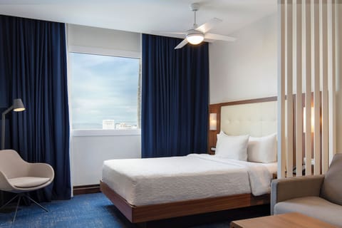 Studio, 1 Queen Bed, City View | In-room safe, desk, blackout drapes, soundproofing