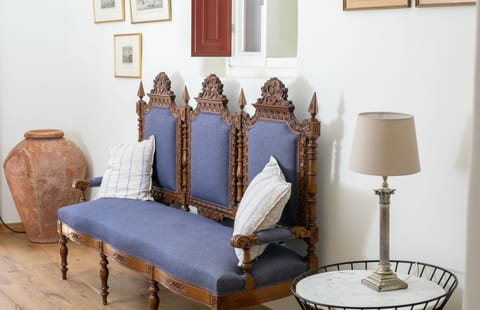 Villa, 2 Bedrooms, Hot Tub (Indoor & Outdoor) | Living area | Smart TV