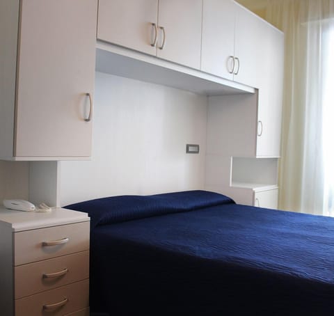 Double or Twin Room | In-room safe, free cribs/infant beds, free WiFi, bed sheets