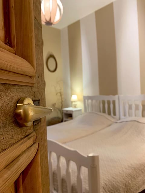 Desk, blackout drapes, soundproofing, free cribs/infant beds