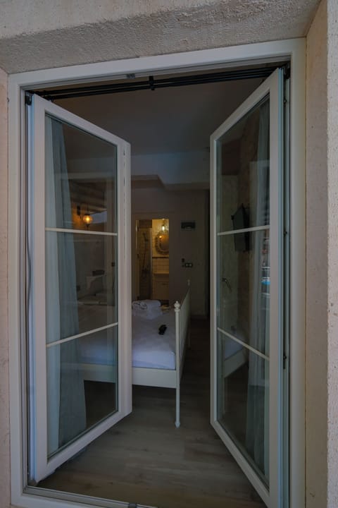 Double Room, Pool View (Gabbiano) | Premium bedding, minibar, individually decorated, soundproofing