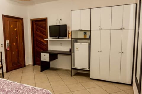 Standard Room | Minibar, desk, iron/ironing board, free WiFi