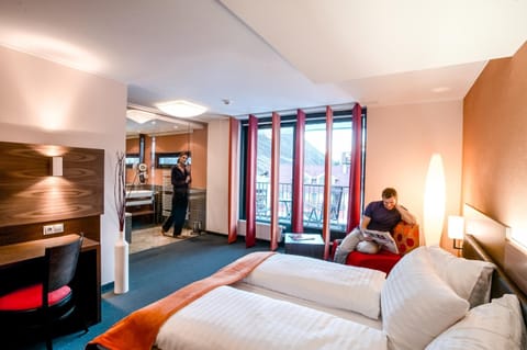 In-room safe, desk, free WiFi, bed sheets