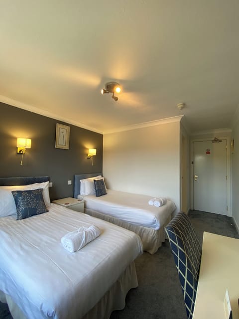 Twin Room | Individually decorated, individually furnished, free WiFi, bed sheets