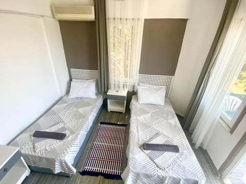 Double or Twin Room | Free WiFi, bed sheets