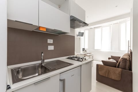 Standard Studio | Private kitchen | Full-size fridge, microwave, stovetop, coffee/tea maker