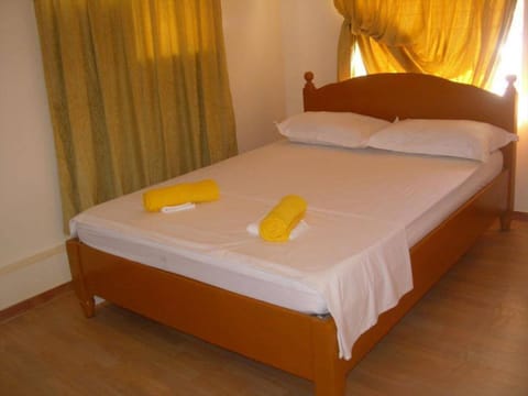 Deluxe Room | Free WiFi, bed sheets