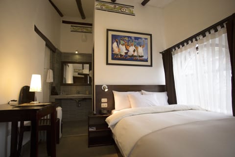 Single Room | In-room safe, free WiFi, bed sheets