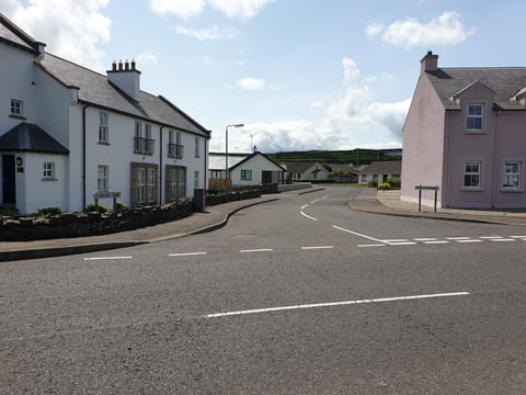 Comfort Apartment, Shared Bathroom, Sea View | Exterior