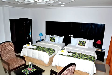 Premium Double Room | Minibar, in-room safe, desk, soundproofing