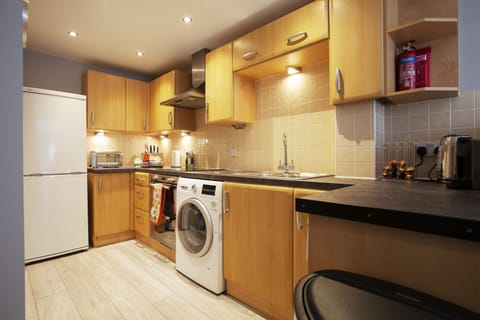 Apartment | Private kitchen | Full-size fridge, microwave, oven, stovetop