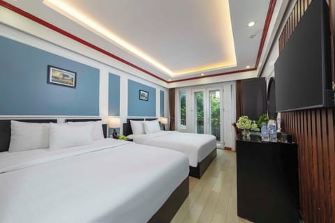 Family Studio Suite | Premium bedding, pillowtop beds, minibar, in-room safe