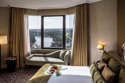 Luxury Suite, 1 Bedroom | View from room