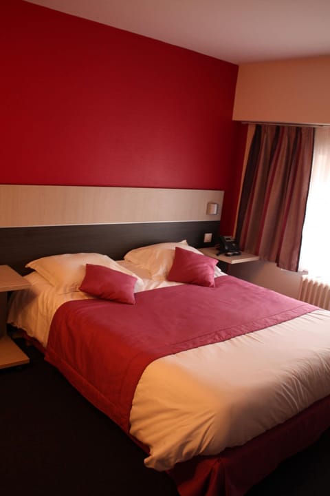 Double Room | Desk, soundproofing, free WiFi, wheelchair access