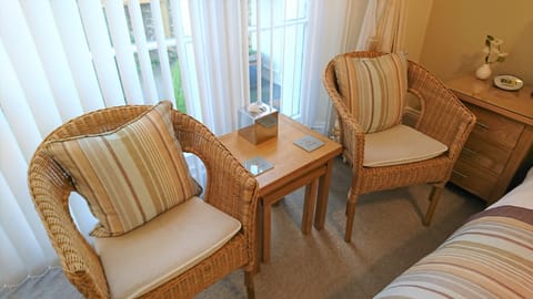 6 bedrooms, premium bedding, pillowtop beds, individually decorated