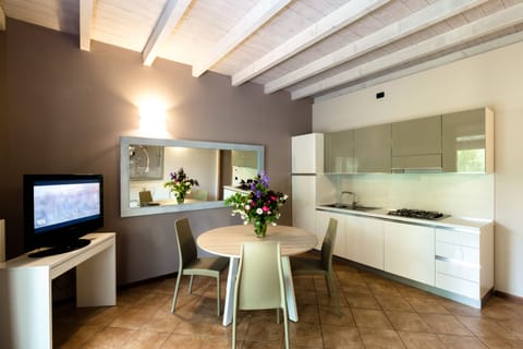 EXECUTIVE SUITE CON 2 CAMERE DA LETTO E SOGGIORNO | Frette Italian sheets, down comforters, individually decorated