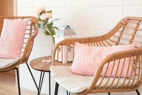 Apartment, 2 Bedrooms, Balcony (FeWo Hochries) | Blackout drapes, free cribs/infant beds, free WiFi, bed sheets