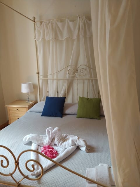 Superior Room | Iron/ironing board, travel crib, free WiFi, bed sheets