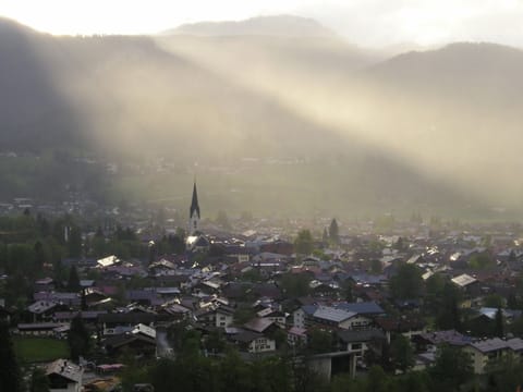 Comfort Double Room (Oberstdorf im Blick) | City view