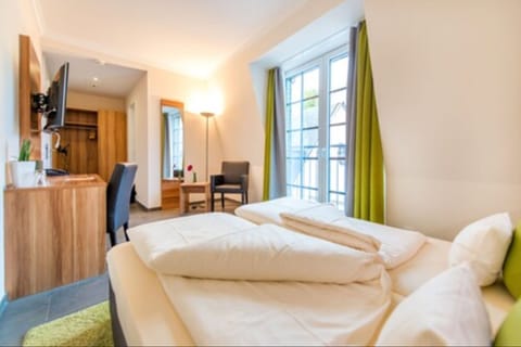 Comfort Double Room (Altstadt) | Room amenity