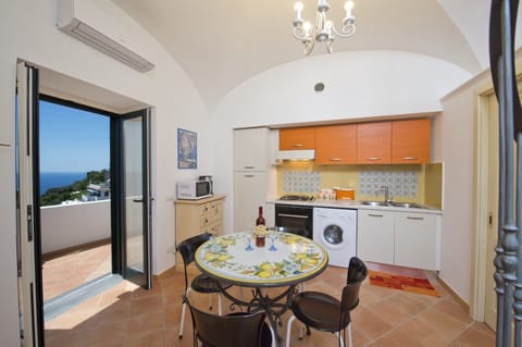 Villa, 5 Bedrooms | Private kitchen | Full-size fridge, microwave, oven, stovetop