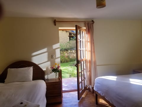 Standard Room | Pillowtop beds, individually decorated, free WiFi, bed sheets