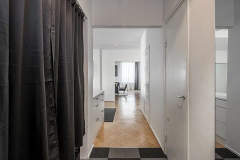 Elegant City Home | Individually decorated, individually furnished, desk, laptop workspace