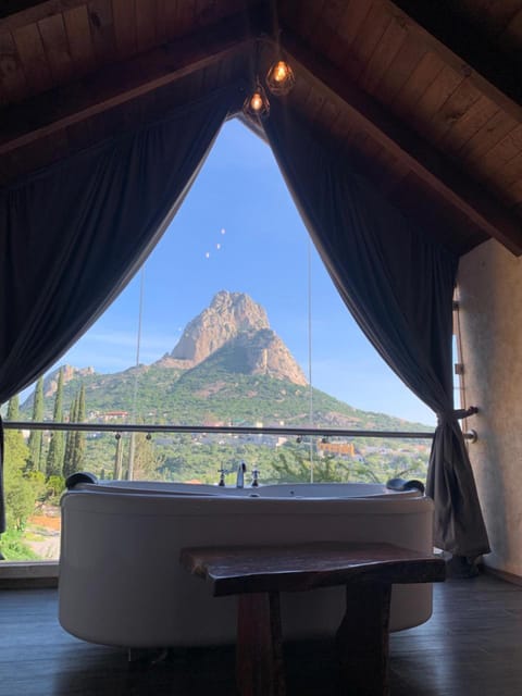 Panoramic Cabin, Mountain View | Premium bedding, down comforters, in-room safe, individually decorated