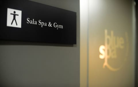 Sauna, spa tub, body treatments, aromatherapy, hot stone massages