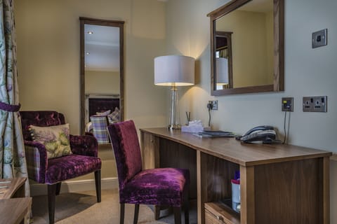 Superior Double Room | In-room safe, laptop workspace, blackout drapes, iron/ironing board