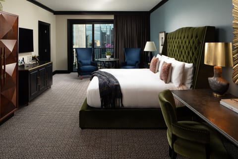 Signature Room | Egyptian cotton sheets, premium bedding, down comforters, pillowtop beds