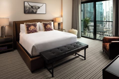 Premium Suite | Egyptian cotton sheets, premium bedding, down comforters, pillowtop beds