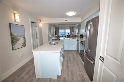 Condo, 2 Bedrooms, Beach View (403) | Private kitchen | Full-size fridge, microwave, oven, stovetop