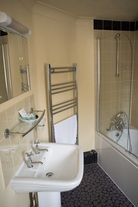 Double Room, Ensuite | Bathroom