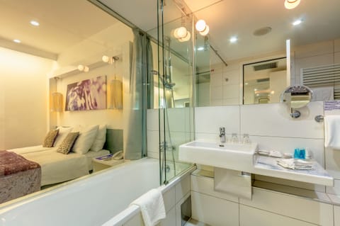 Classic Double or Twin Room | Bathroom | Designer toiletries, hair dryer, bathrobes, slippers