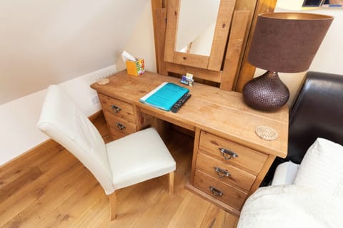 Standard Double Room, Ensuite, Garden View (First Floor) | WiFi