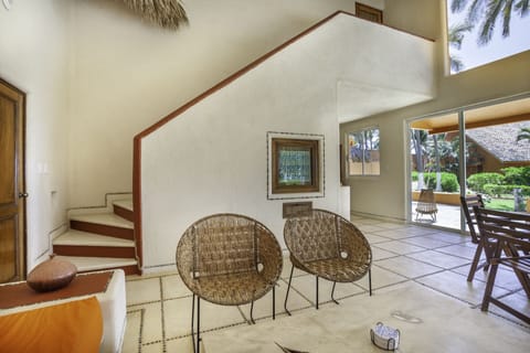 Villa Roqueta | Living area | 43-inch flat-screen TV with satellite channels, plasma TV