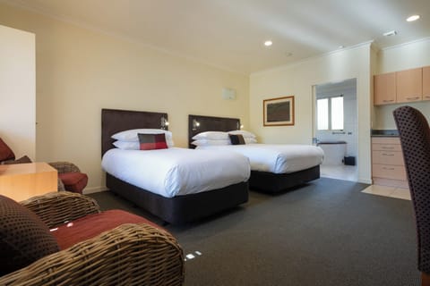 Superior Twin Room | Egyptian cotton sheets, premium bedding, pillowtop beds, in-room safe