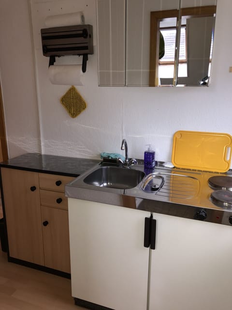 Studio GL9 (Cleaning Fee EUR 80) | Private kitchen | Coffee/tea maker, electric kettle