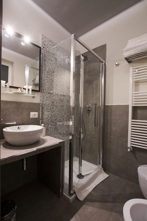 Double Room, Terrace | Bathroom | Shower, bathrobes, slippers, bidet