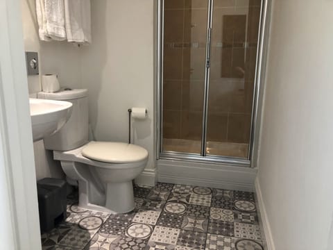 Double Room, Ensuite | Bathroom